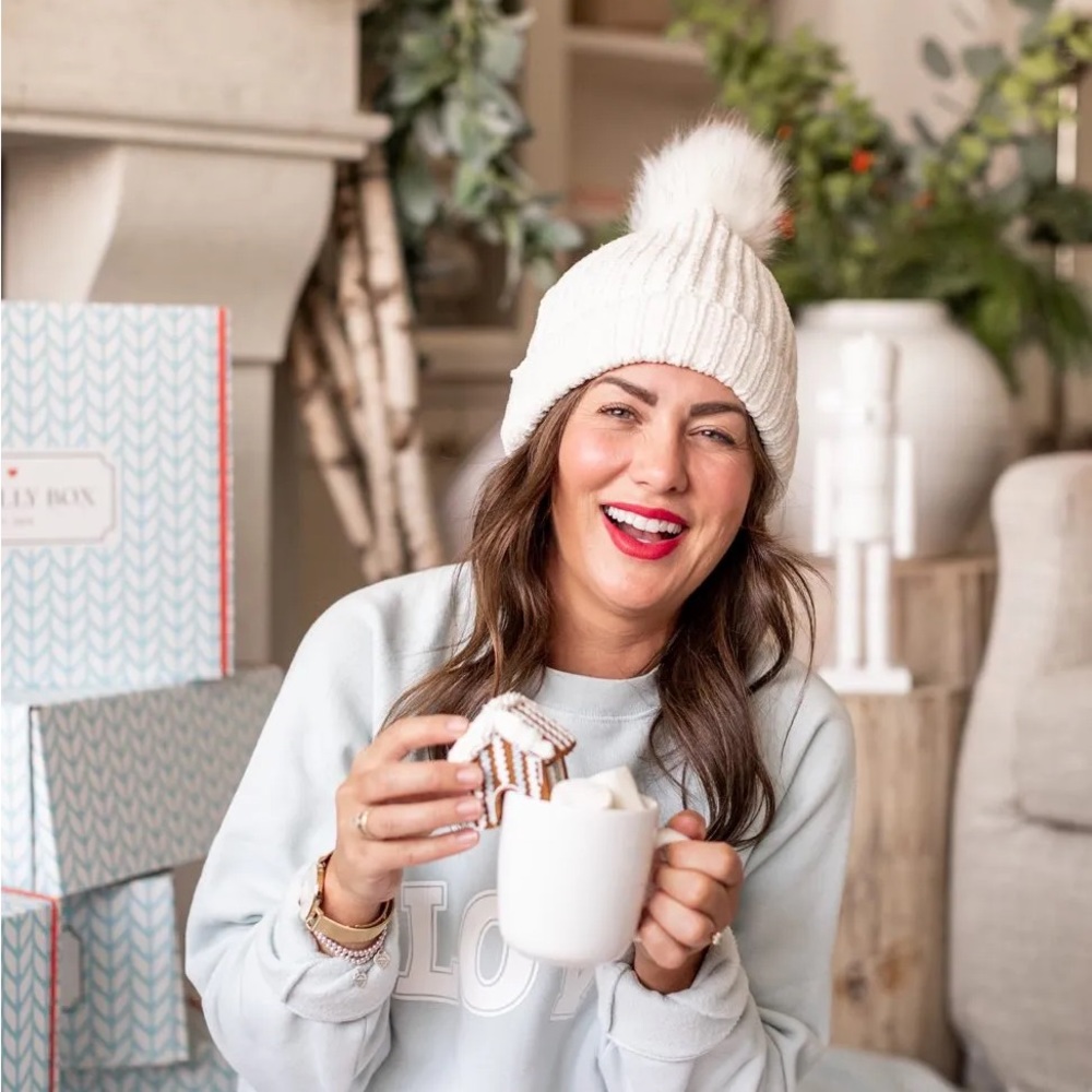 JOE FRESH Chenille Beanie From the Winter 2020 Jilly Box